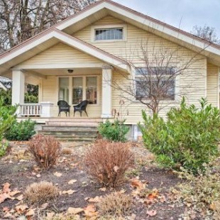 Фотография гостевого дома Peaceful Wine Country Getaway - Walk to Downtown!