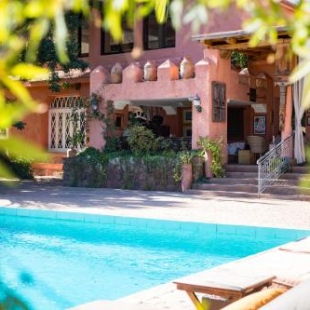 Фотография гостиницы Domaine de la Roseraie Resort & Spa