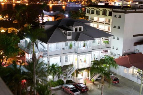 Фотография гостиницы The Great House Inn