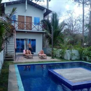 Фотографии хостела 
            Hilltop Capurgana