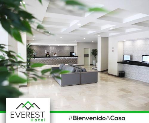 Фотография гостиницы Everest Ciudad Victoria