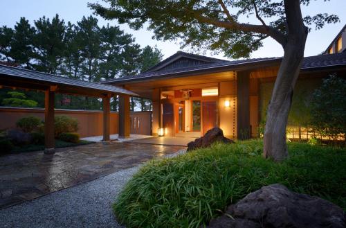 Фотография мини отеля Toba International Hotel Shiojitei