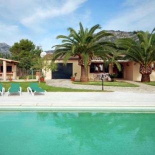 Фотография гостевого дома Spacious Holiday Home in Selva with Private Pool