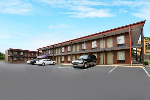 Фотография мотеля Americas Best Value Inn Near Downtown Nashville