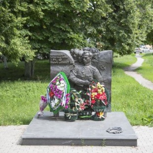 Фотография памятника Памятник В.Б. Бессонову