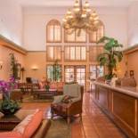 Фотография мотеля La Fuente Inn & Suites