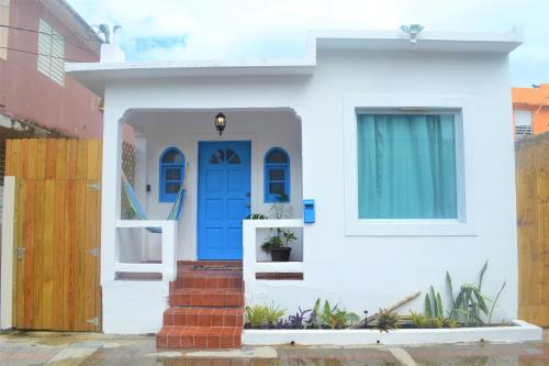 Фотография гостевого дома Dream Beach House by Sonsoleá Host