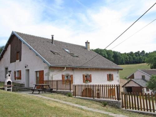 Фотография гостевого дома Gîte Girmont-Val-d'Ajol, 4 pièces, 6 personnes - FR-1-589-50