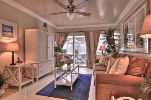 Фотография гостевого дома Monterey B