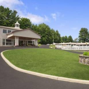 Фотографии гостиницы
Super 8 by Wyndham Lake George/Downtown