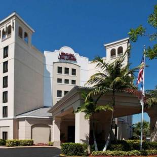 Фотографии гостиницы 
            Hampton Inn & Suites Miami-Doral Dolphin Mall