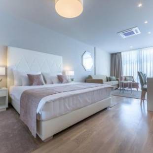 Фотографии гостевого дома
Apartments & Rooms Preelook