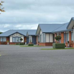 Фотографии мотеля
Tudor Lodge Motel