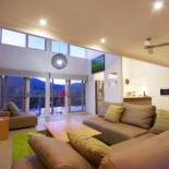 Фотография гостевого дома Cadence at Bright - Luxury accommodation