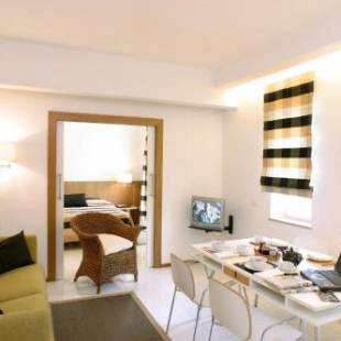 Фотографии апарт отеля
Rota Suites