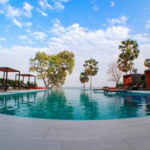 Фотографии гостиницы
Sunshine Paradise Resort