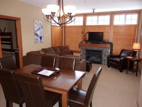 Фотография гостевого дома Settlers Crossing #61 by Bear Country