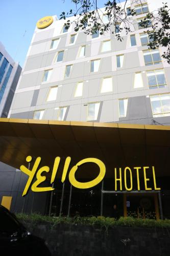 Фотография гостиницы Yello Hotel Manggarai