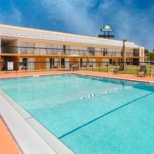 Фотографии мотеля
Days Inn by Wyndham Wildwood I-75