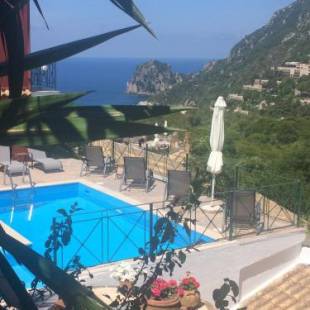 Фотографии гостевого дома
Ermones Ruby Villa