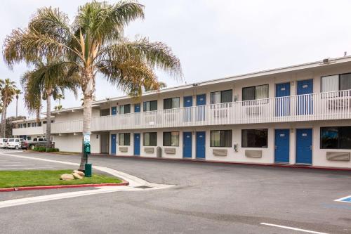 Фотография гостиницы Motel 6-Ventura, CA - Beach