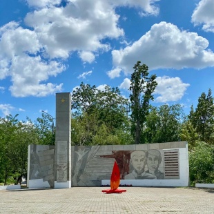 Фотография памятника Памятник героям-пионерам