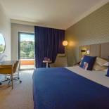 Фотография гостиницы Crowne Plaza Lyon Parc de la Tête d'Or