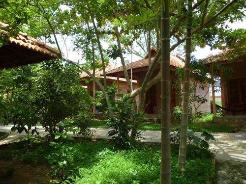 Фотография гостиницы Huong Giang Bungalow