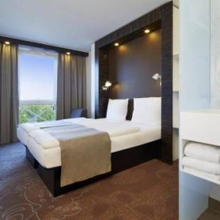 Фотографии гостиницы 
            B&B Hotel Hannover-Lahe