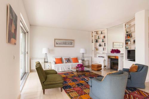 Фотография гостевого дома Estoril House