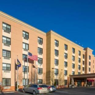 Фотографии гостиницы 
            Fairfield Inn & Suites by Marriott New York Staten Island