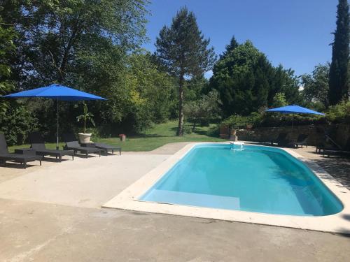 Фотография гостевого дома Hameau de Montcabirol - Foix