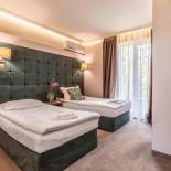 Фотография гостиницы Mikado Hotel