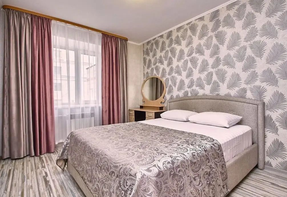 Фотография квартиры Апартаменты Двухкомнатные Ул. Учебная, 15 Лагерный сад клиника Савиных