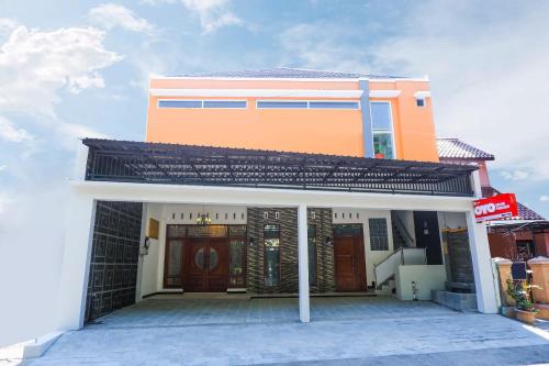 Фотография гостиницы OYO 1137 Ndalem Panularan