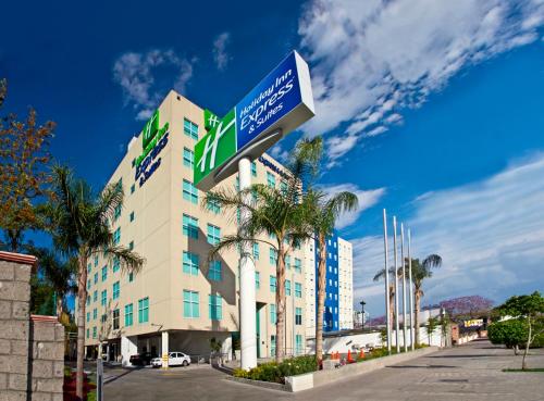 Фотография гостиницы Holiday Inn Express & Suites Queretaro, an IHG Hotel