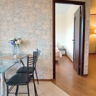 Фотография квартиры Квартира В Парке Кирова Спальня и Гостиная до 4 Гостей