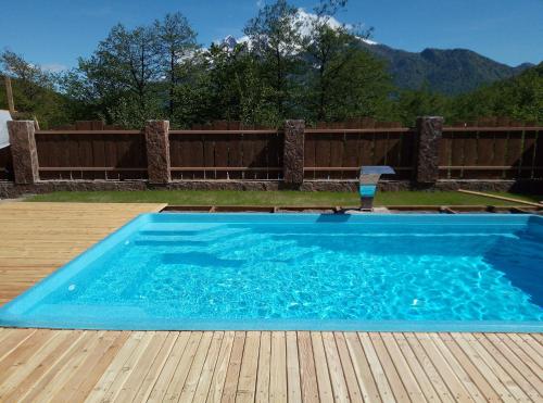 Фотографии гостевого дома
Кедровый 750 СПА