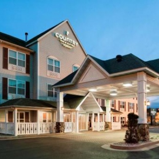 Фотография гостиницы Country Inn & Suites by Radisson, Stevens Point, WI