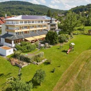 Фотографии гостиницы 
            Badhotel Restaurant Stauferland