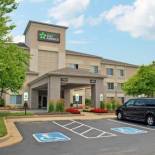 Фотография гостиницы Extended Stay America Suites - St Louis - Airport - Central