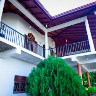 Фотография гостиницы Double Lake View Tissa & Safari