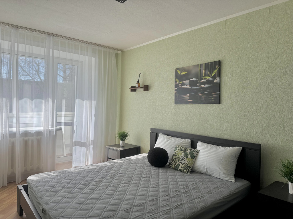 Фотография квартиры Квартира Трехкомнатная в центре