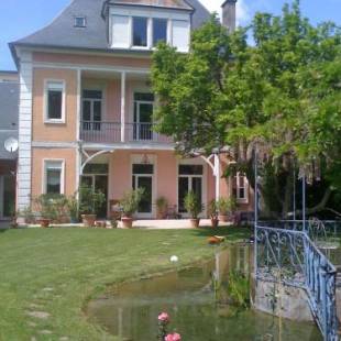 Фотографии мини отеля
Chambres Rue De Lorry