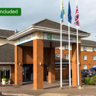 Фотографии гостиницы 
            Holiday Inn Express Gloucester - South, an IHG Hotel
