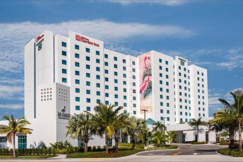Фотография гостиницы Hilton Garden Inn Miami Dolphin Mall