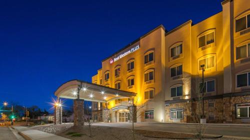 Фотография гостиницы Best Western Plus Gallup Inn & Suites