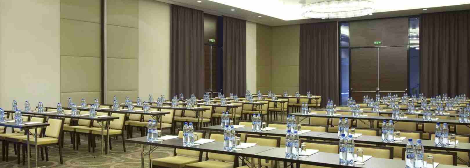 Фотография конференц-зала Секвойя