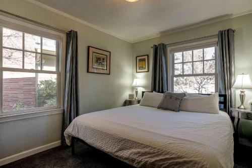 Фотография гостевого дома Drake Cottage 311