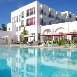 Фотографии гостиницы 
            La Playa Hotel Club